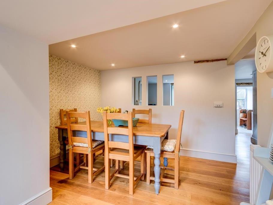 Woodbine Cottage Bourton-on-the-Water ภายนอก รูปภาพ