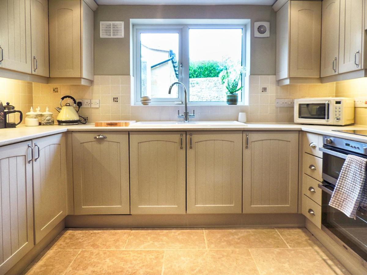 Woodbine Cottage Bourton-on-the-Water ภายนอก รูปภาพ